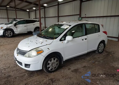 2009 Nissan Versa 1.8S z USA, uszkodzony, nr VIN 3N1BC13E49L356757